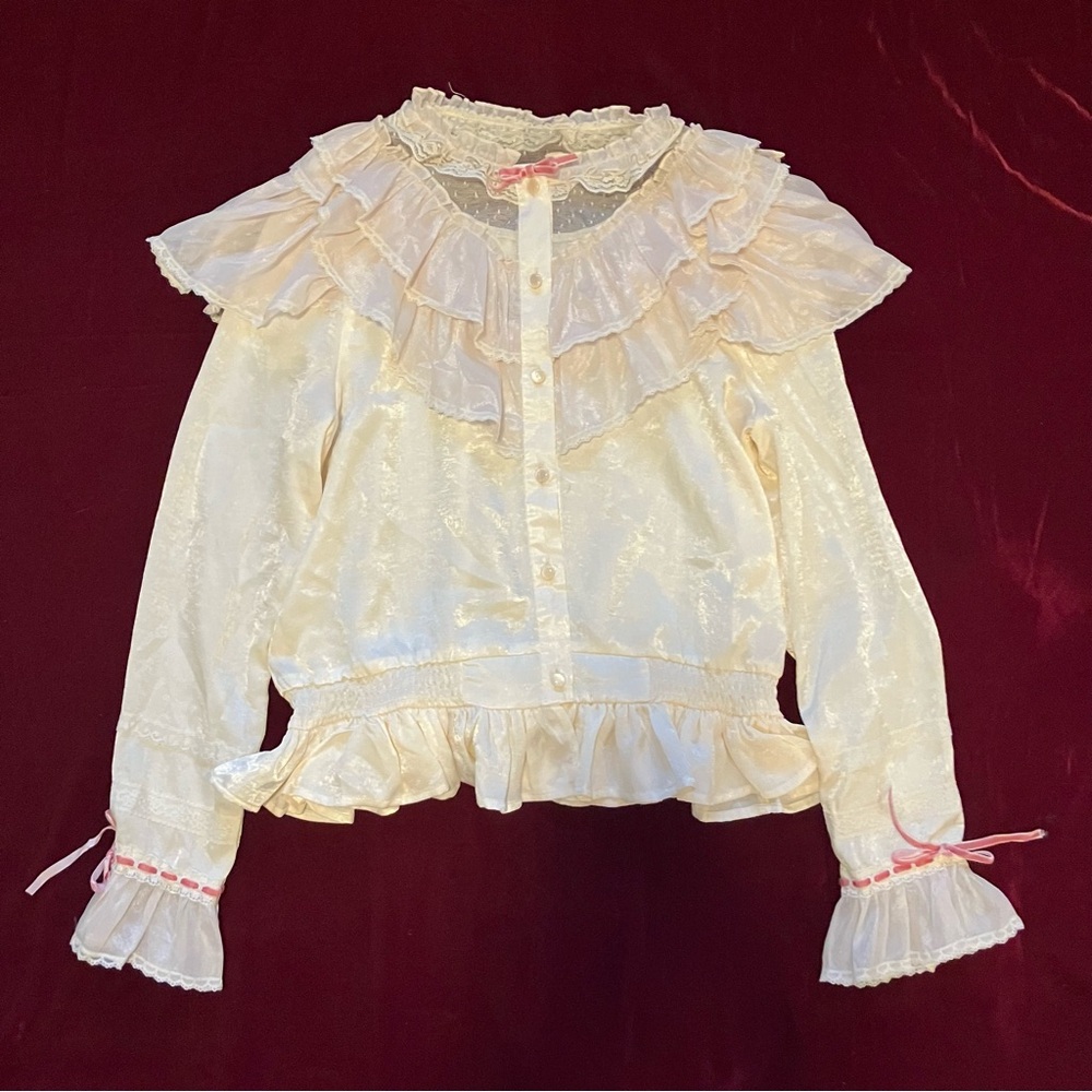 Sweet Lolita Lace Bow Blouse